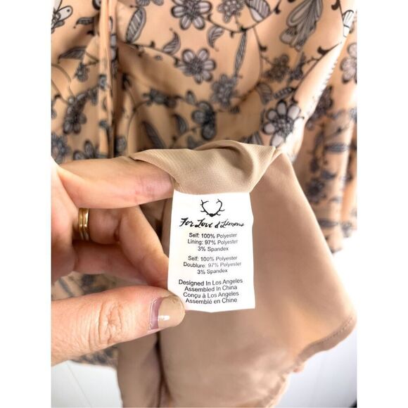 For‎ Love and Lemons Pia Floral Bell Sleeve Romper Size L - Picture 7 of 14